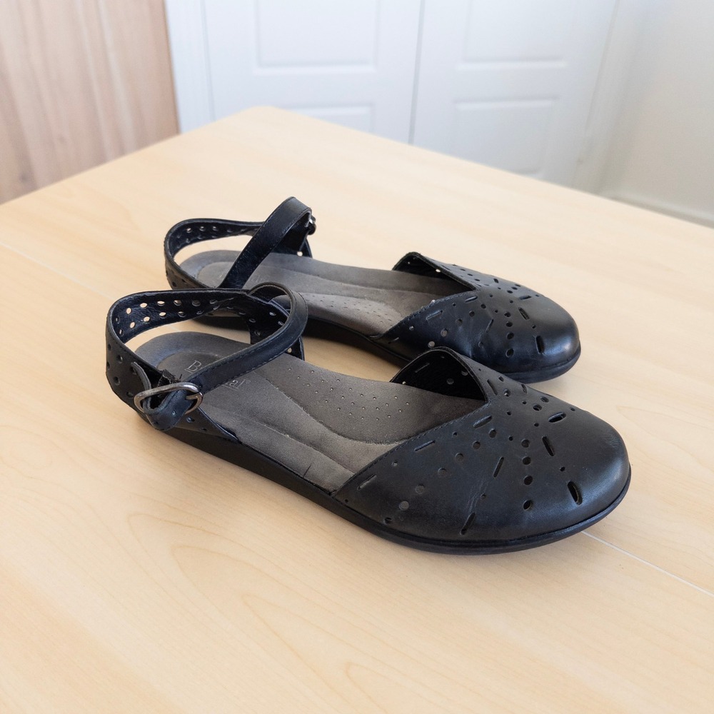 Bjorndal Womens Mary Jane Sandals 7 Black Laser Cut Ankle Strap Flat Comfort Y2K